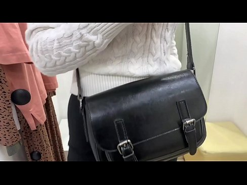 ❤️ Публична мастурбация на младата кучка FeralBerry с вибратор в стаята за обличане Просто порно в bg.passiveincome1.ru ❌️❤